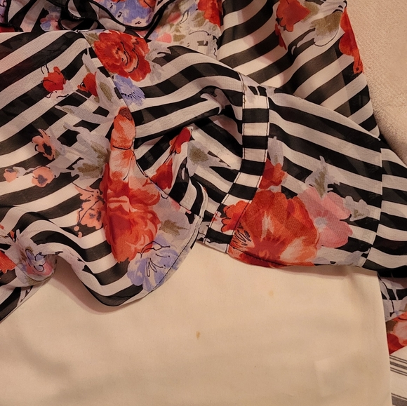 Xhilaration Striped Floral Cami - Medium - Picture 5 of 5